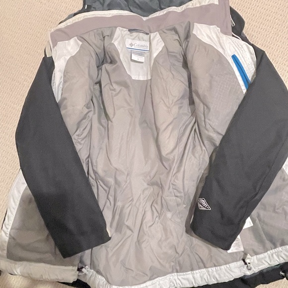 Columbia Layered Jacket - Picture 6 of 7